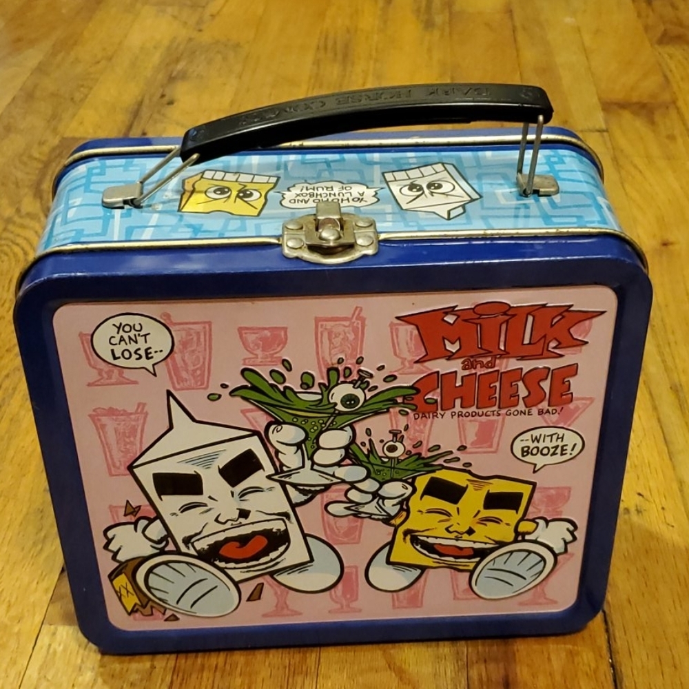 Milk and cheese liquid lunchbox